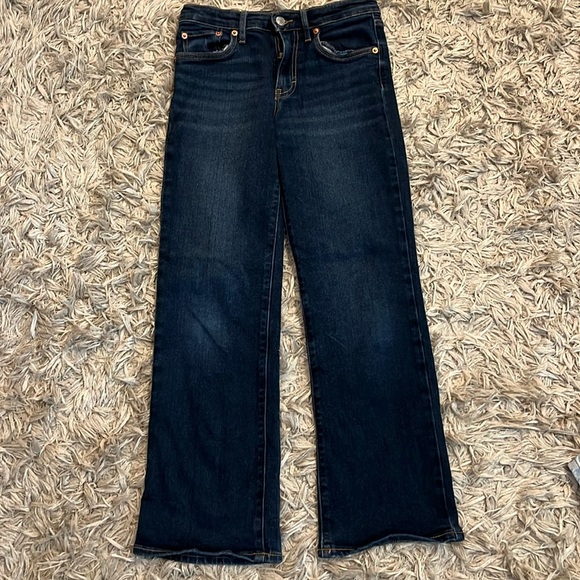 Levi’s wide leg. Girls 12. Adjustable waist. - Picture 1 of 6
